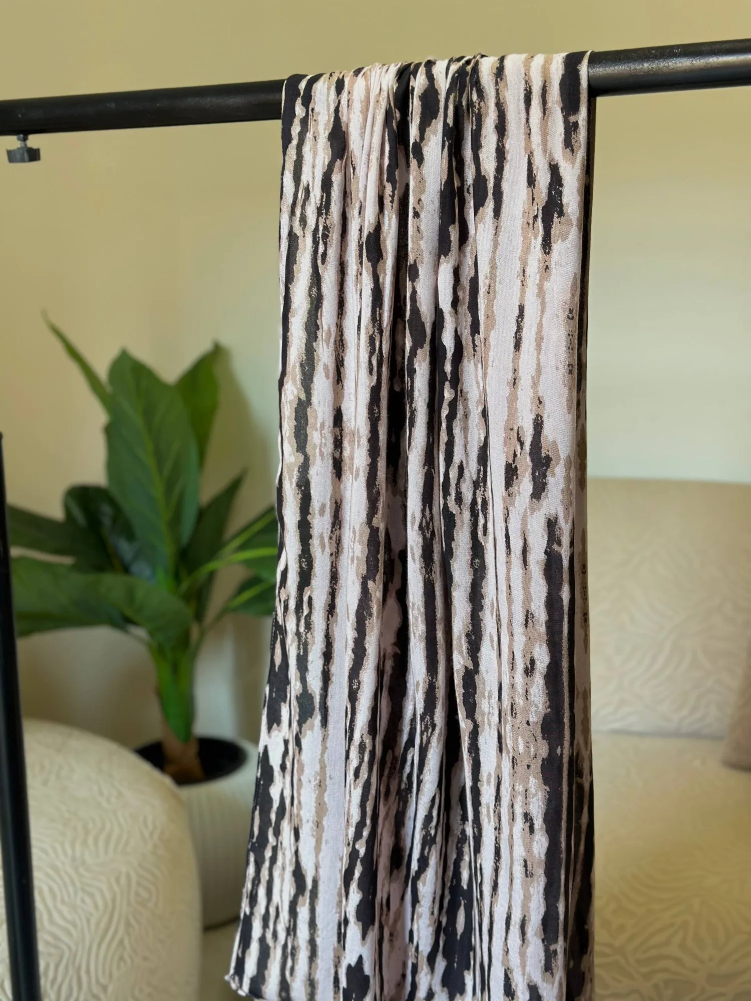Lined Modal Hijab