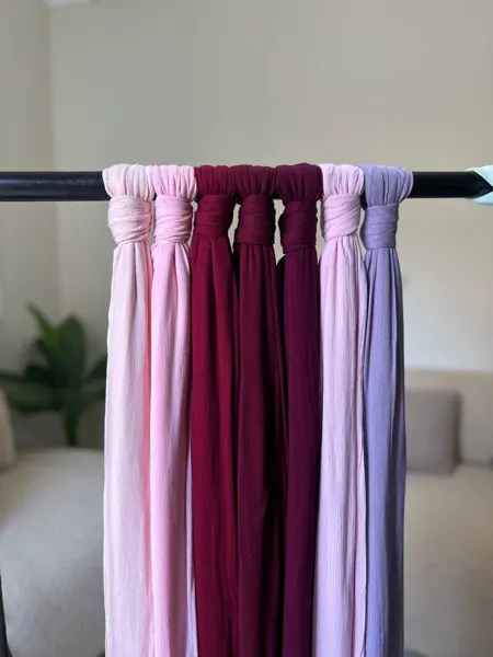 Plain Sponge Hijab (pink-red shades)